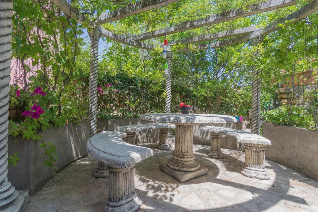 Secret Garden Apartment Пореч Екстер'єр фото