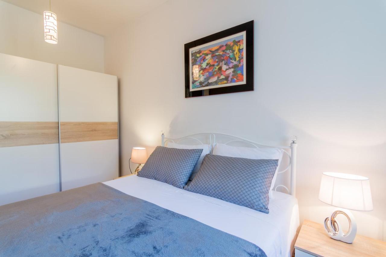 Secret Garden Apartment Пореч Екстер'єр фото
